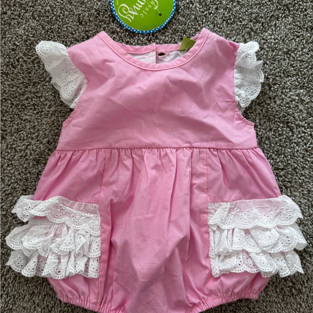 Pink Eyelet bubble